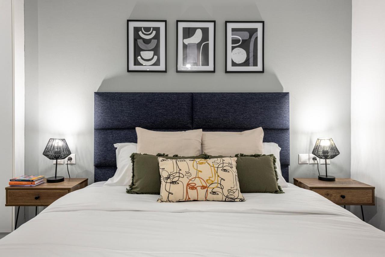 Phaedrus Living: City Center Luxury Flat Loukianou Athen Eksteriør billede