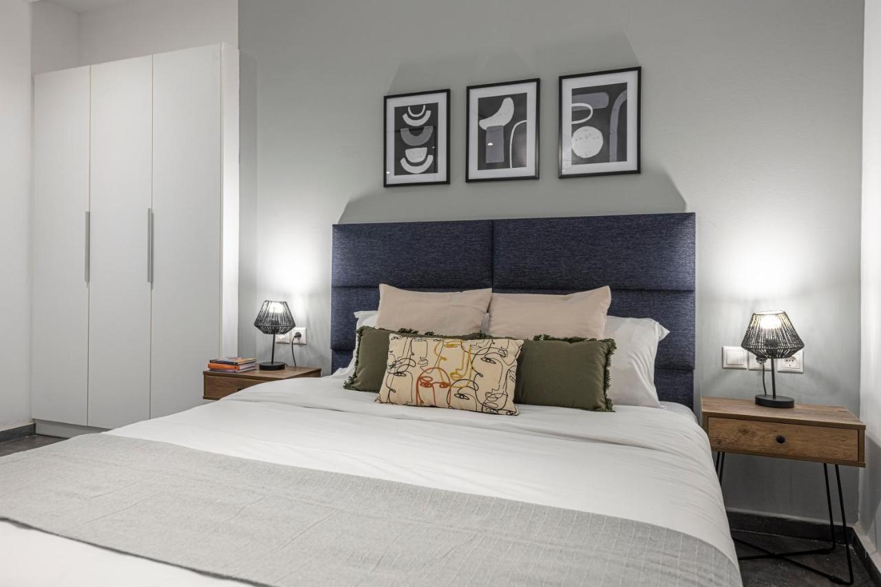 Phaedrus Living: City Center Luxury Flat Loukianou Athen Eksteriør billede