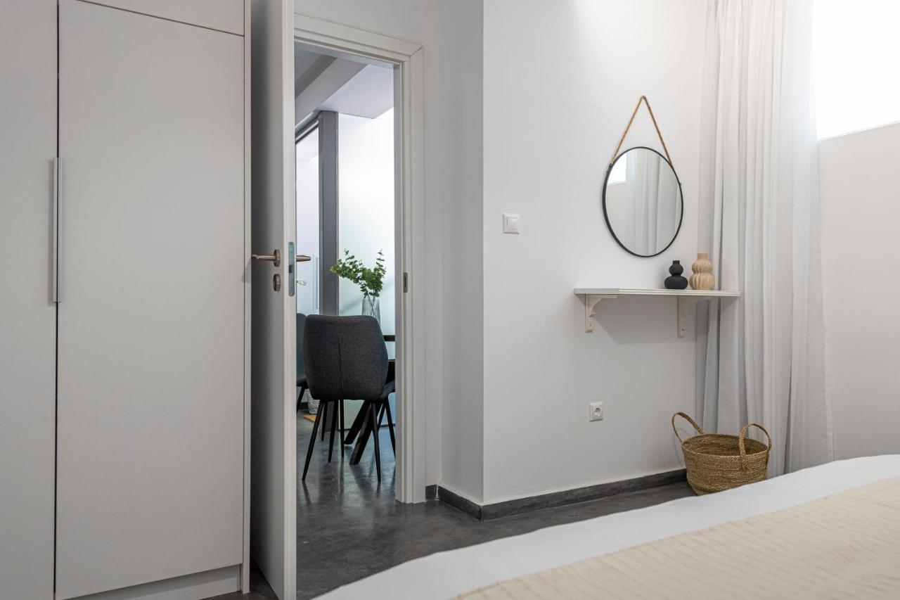 Phaedrus Living: City Center Luxury Flat Loukianou Athen Eksteriør billede